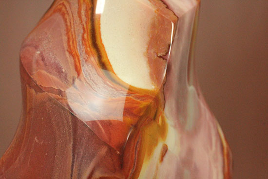 マダガスカルの土地が生んだ鉱物、ポリクロームジャスパー(polychrome jasper)(その3)