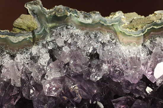 １.５キロオーバー！紫水晶ことアメシストの原石、キラキラ輝く迫力標本(Amethyst)（その17）
