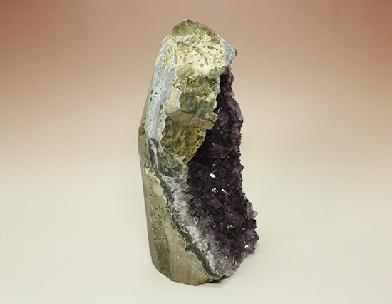 １.５キロオーバー！紫水晶ことアメシストの原石、キラキラ輝く迫力標本(Amethyst)（その6）