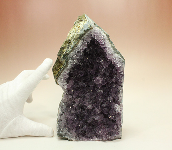 1.5キロオーバー!紫水晶ことアメシストの原石、キラキラ輝く迫力標本(Amethyst)(その8)