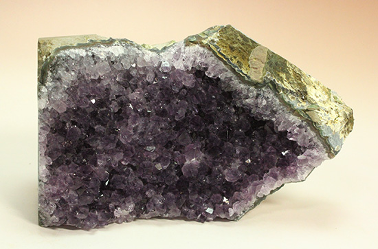 1.5キロオーバー!紫水晶ことアメシストの原石、キラキラ輝く迫力標本(Amethyst)(その9)