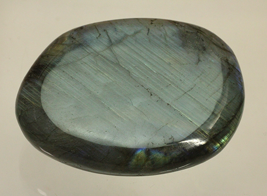 青と黄色の閃光を放つ！両面魅力のラブラドライト(Labradorite)（その4）