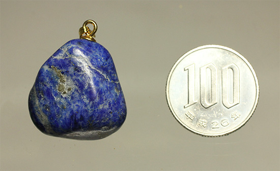 古代エジプトで黄金と並び珍重されたラピスラズリのペンダントトップ(チェーン&皮紐付、高級ケース入)(その6)