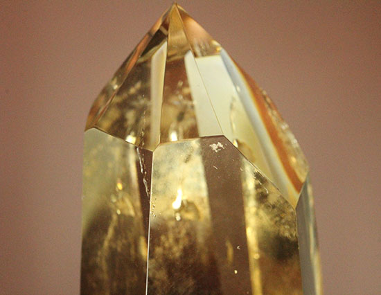 透明度高い！透き通る味わい黄水晶こと、シトリンのポリッシュ標本