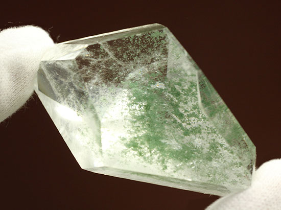 緑泥石を内包した水晶。透明度高い!(その11)