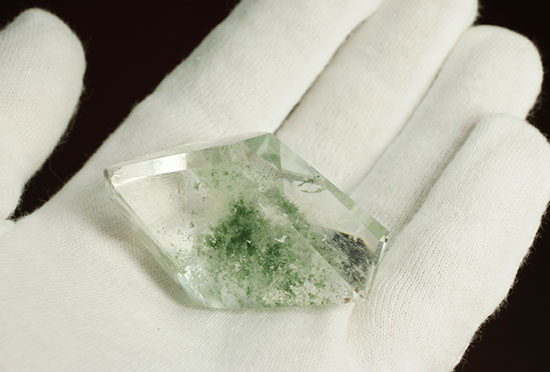 緑泥石を内包した水晶。透明度高い！（その6）