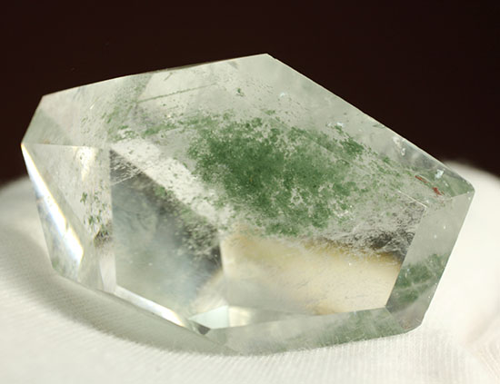 緑泥石を内包した水晶。透明度高い!(その9)