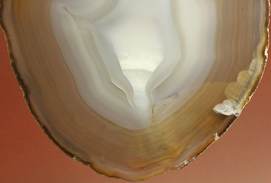 光にかざすと色調が変わる、鉱物メノウの大判標本(Agate)(その11)