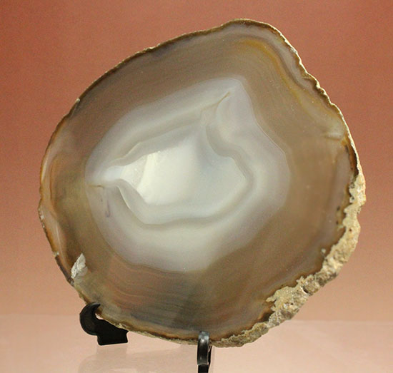 光にかざすと色調が変わる、鉱物メノウの大判標本(Agate)(その2)
