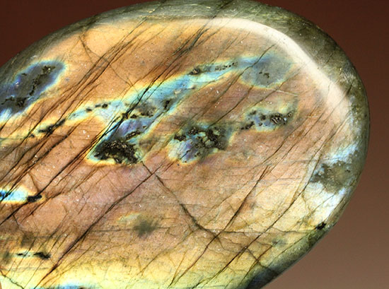 希少色、紫色を堪能できる、大きな鉱物ラブラドライト(Labradorite)(その3)