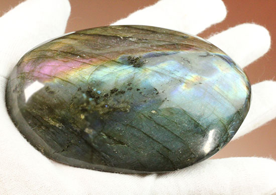 希少色、紫色を堪能できる、大きな鉱物ラブラドライト(Labradorite