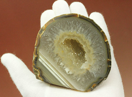 超高温のマグマが冷却されたできたメノウ。自然ガ産んだ芸術品。(その2)
