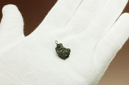 カンポ・デル・シエロ隕石のペンダントトップ（革紐付き）（その4）