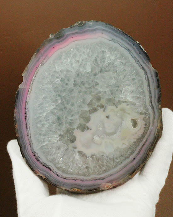中の結晶がキラキラ!650グラムの鉱物メノウ標本をサービスプライスで。(Agate)(その1)