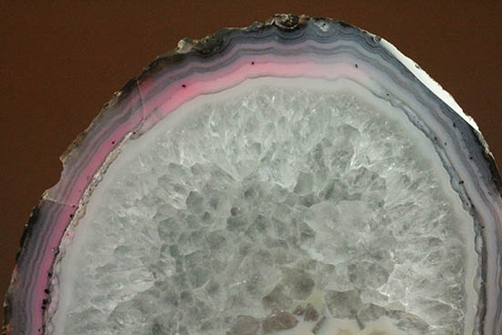 中の結晶がキラキラ！６５０グラムの鉱物メノウ標本をサービスプライスで。(Agate)（その2）