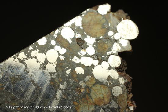 石質隕石（stony meteolite） 画像